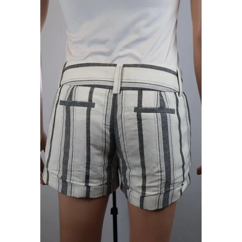 Express Women's Striped Linen-Blend Shorts Size‎ 6 White & Gray